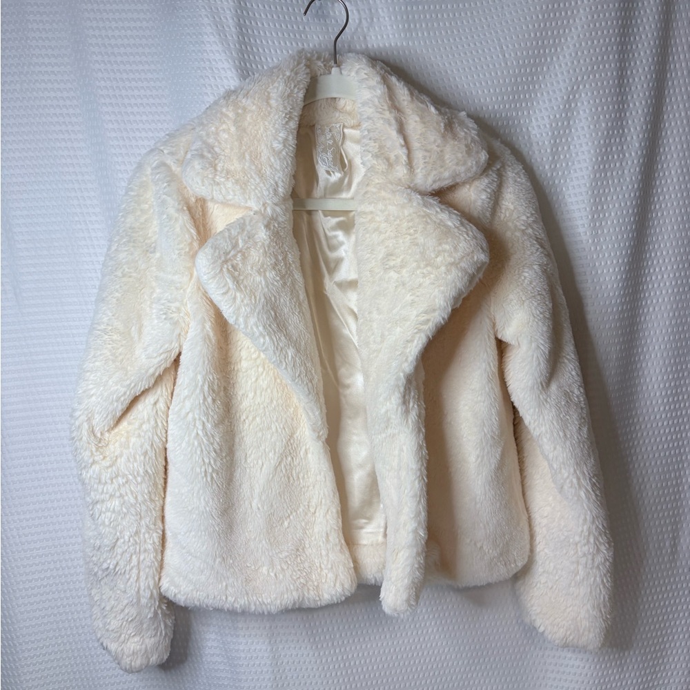 Sadie & Sage Ivory Teddy Jacket